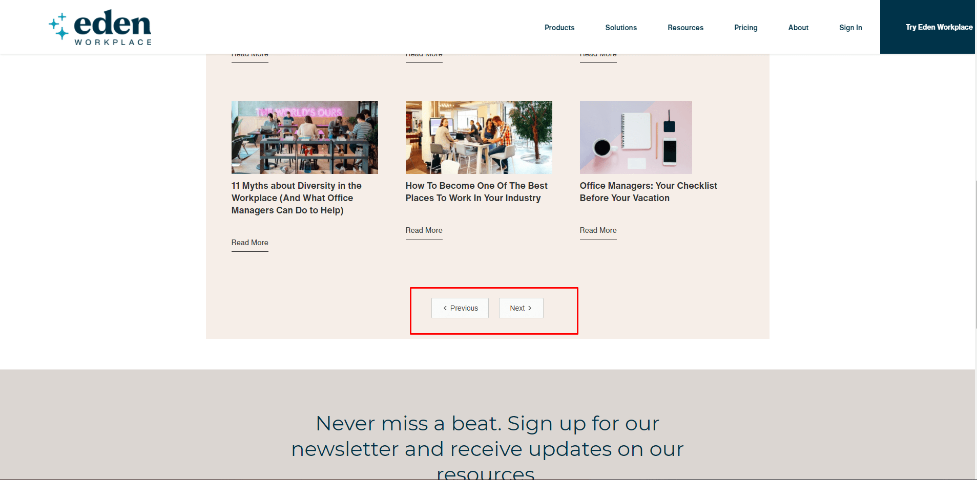 The ‘Previous/Next’ button size is not the same on the ‘Blog’ page